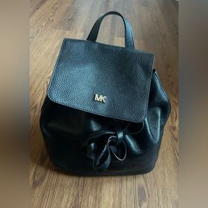 Micheal kors backpack